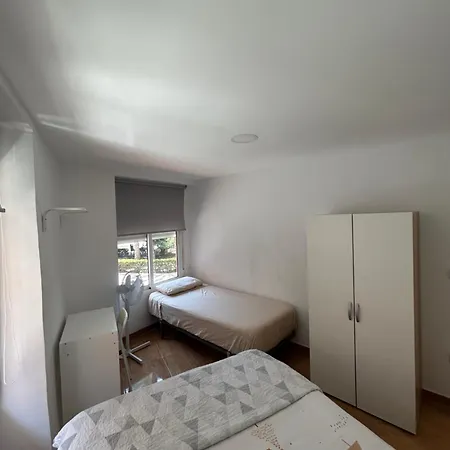 Privada En Piso Compartido Cerca Del Centro