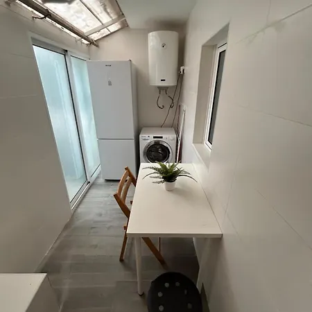 Privada En Piso Compartido Cerca Del Centro Habitación en casa particular